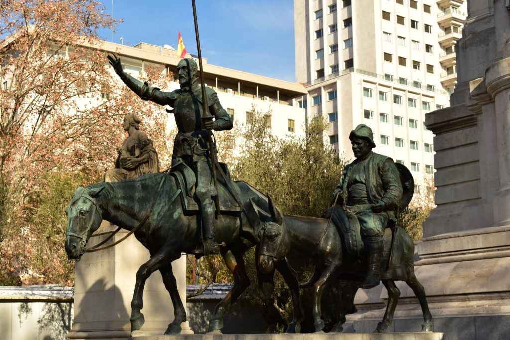 【画像】マドリード　スペイン広場　「ドン・キホーテとサンチョ・パンサの像」