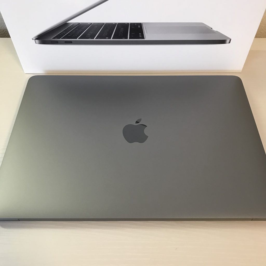 【画像】Macbook Pro　本体